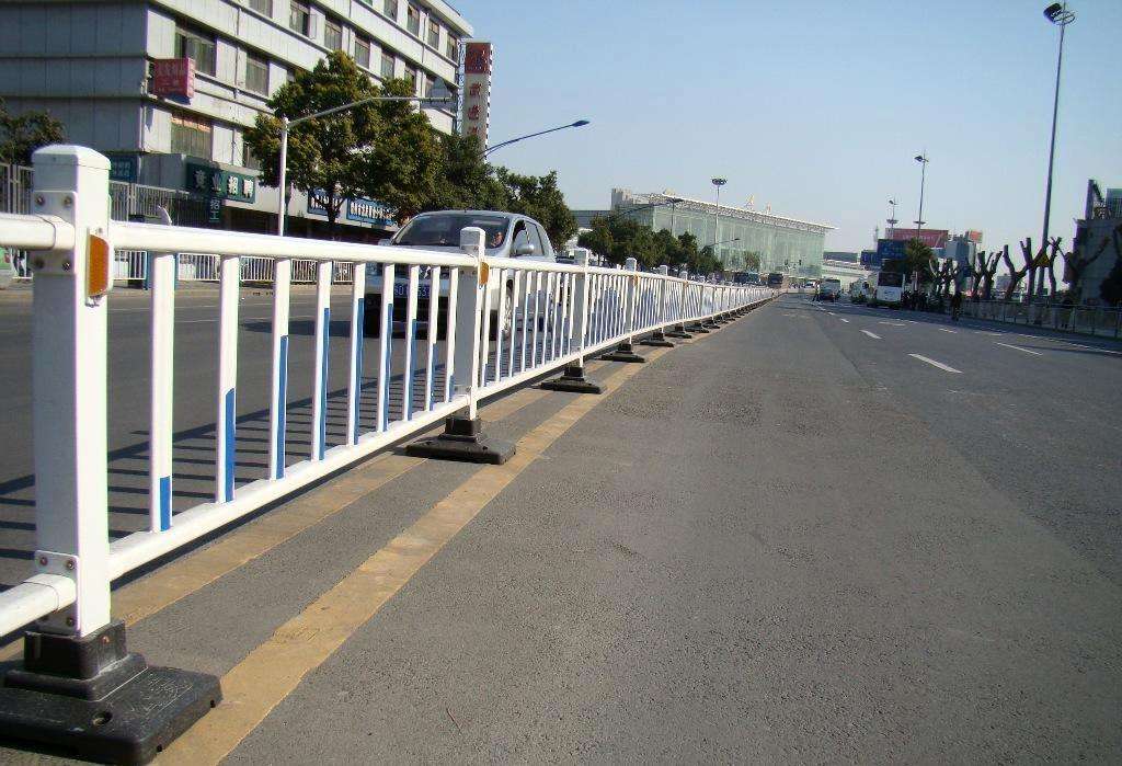 吴桥道路护栏